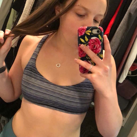 Lululemon Free to Be Bra - Picture 2 of 7